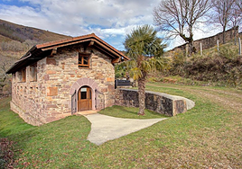 La villa se ubica en el pueblo de Elgorriaga.