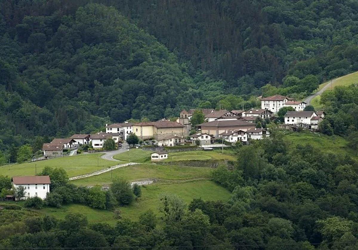 Vista general de Orendain y Baliarrain.