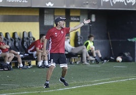 Ramsés Gil valora cada partido en casa como «un regalo para nosotros; el ambiente es espectacular».