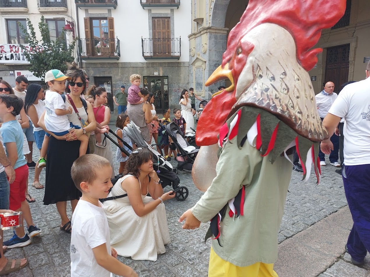 Euskal Jaiak toman las calles en Hernani