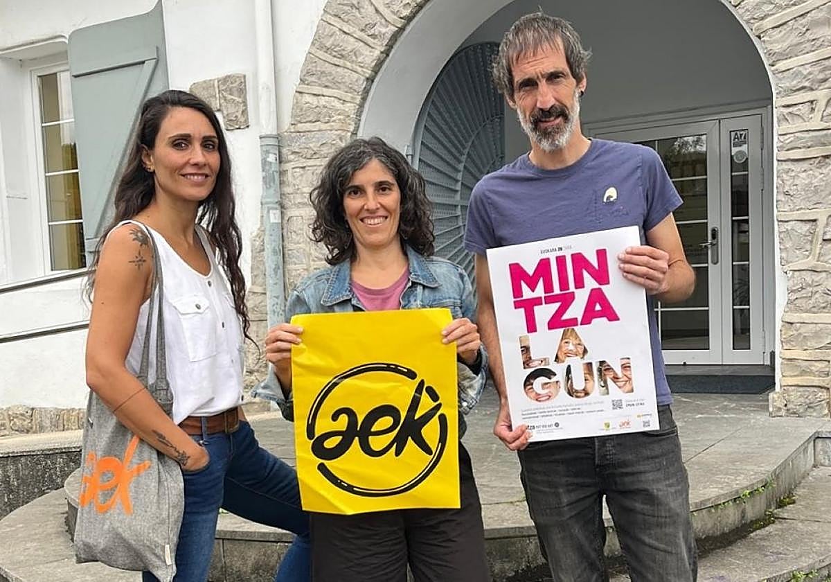 Euskaltegiko kanpainaren aurkezpena.