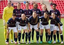 El once con el que el Eibar de Iñaki Goikoetxea saltó al campo en la Ciudad Deportiva del Granada para disputar la cuarta jornada.