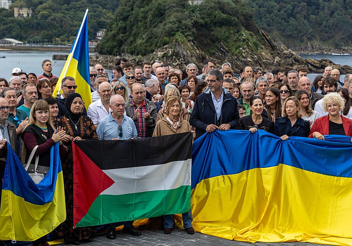 Concentración este domingo en el Paseo Nuevo de Donostia.