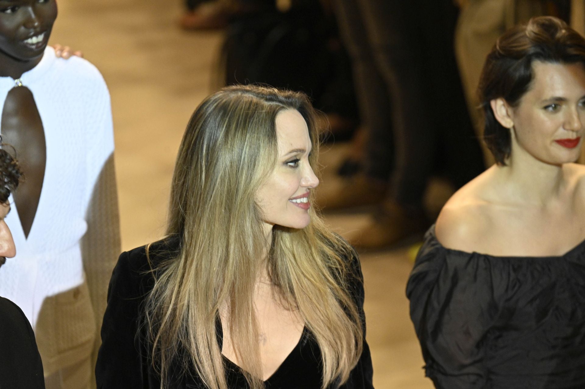 El caluroso aplauso a Angelina Jolie en el Kursaal de San Sebastián