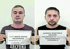 El Gobierno venezolano distribuyó estas fotografías de los dos bilbaínos tras su arresto.