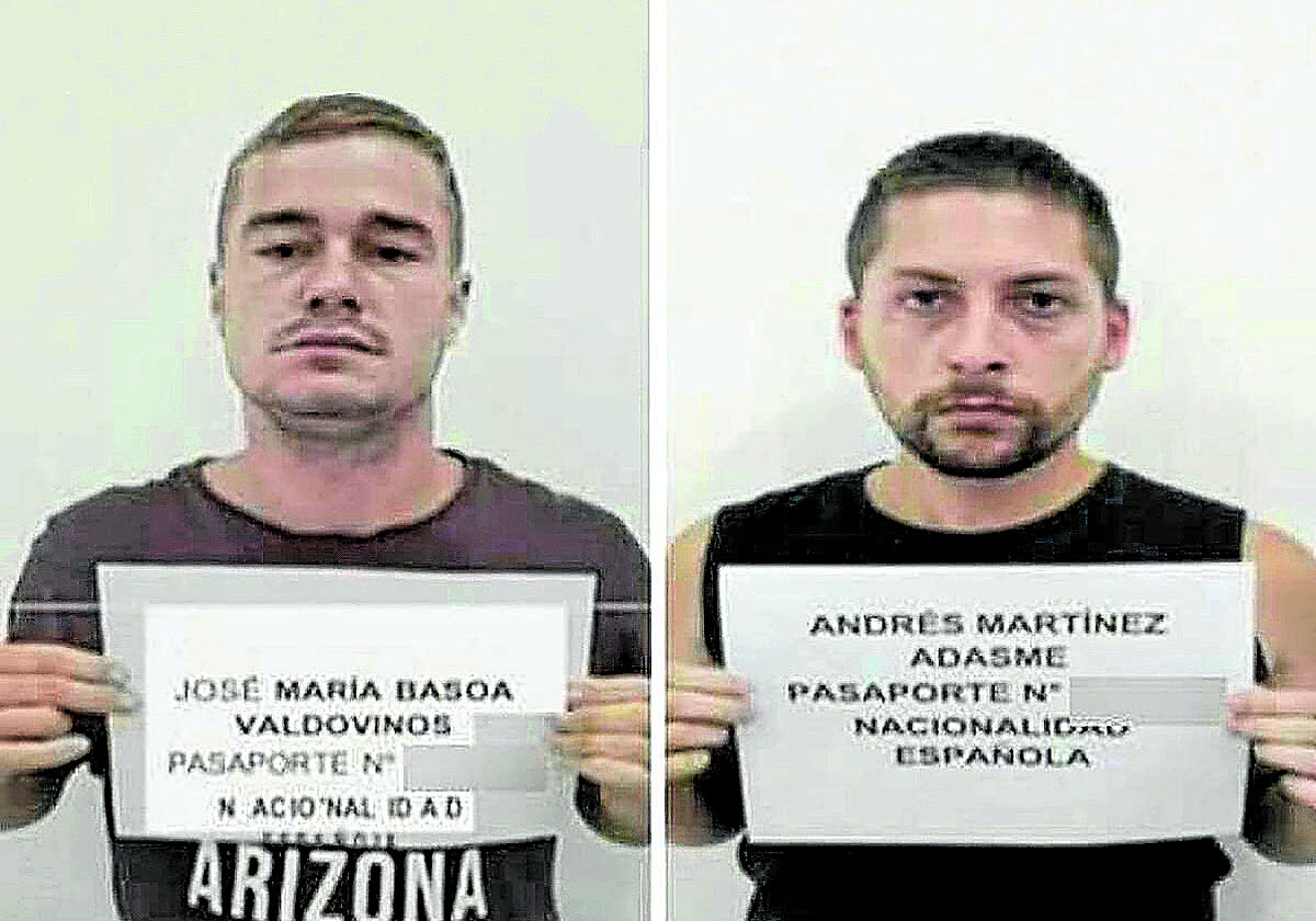 El Gobierno venezolano distribuyó estas fotografías de los dos bilbaínos tras su arresto.