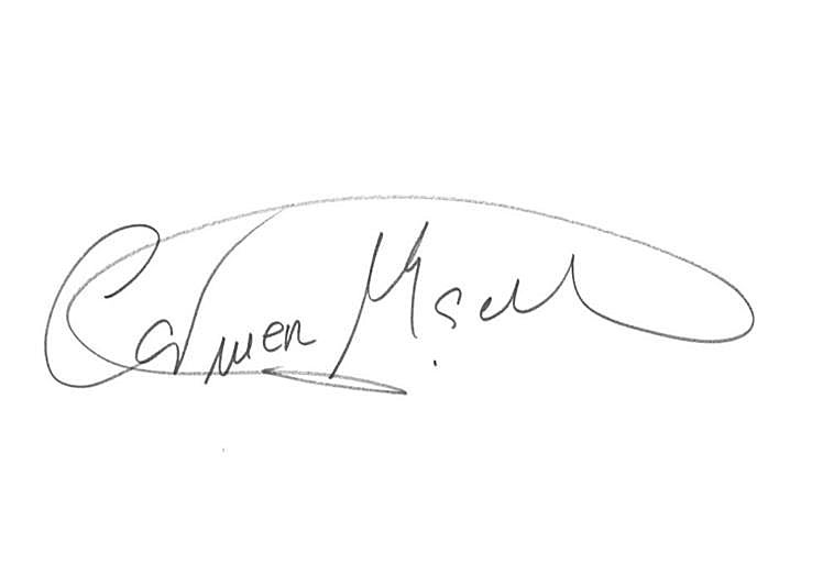 La firma de Carmen Machi.