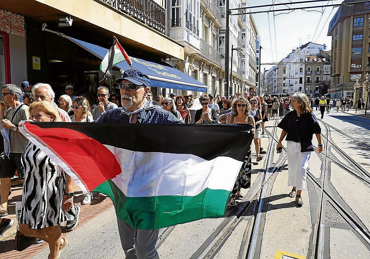 Jestu txikien handitasuna