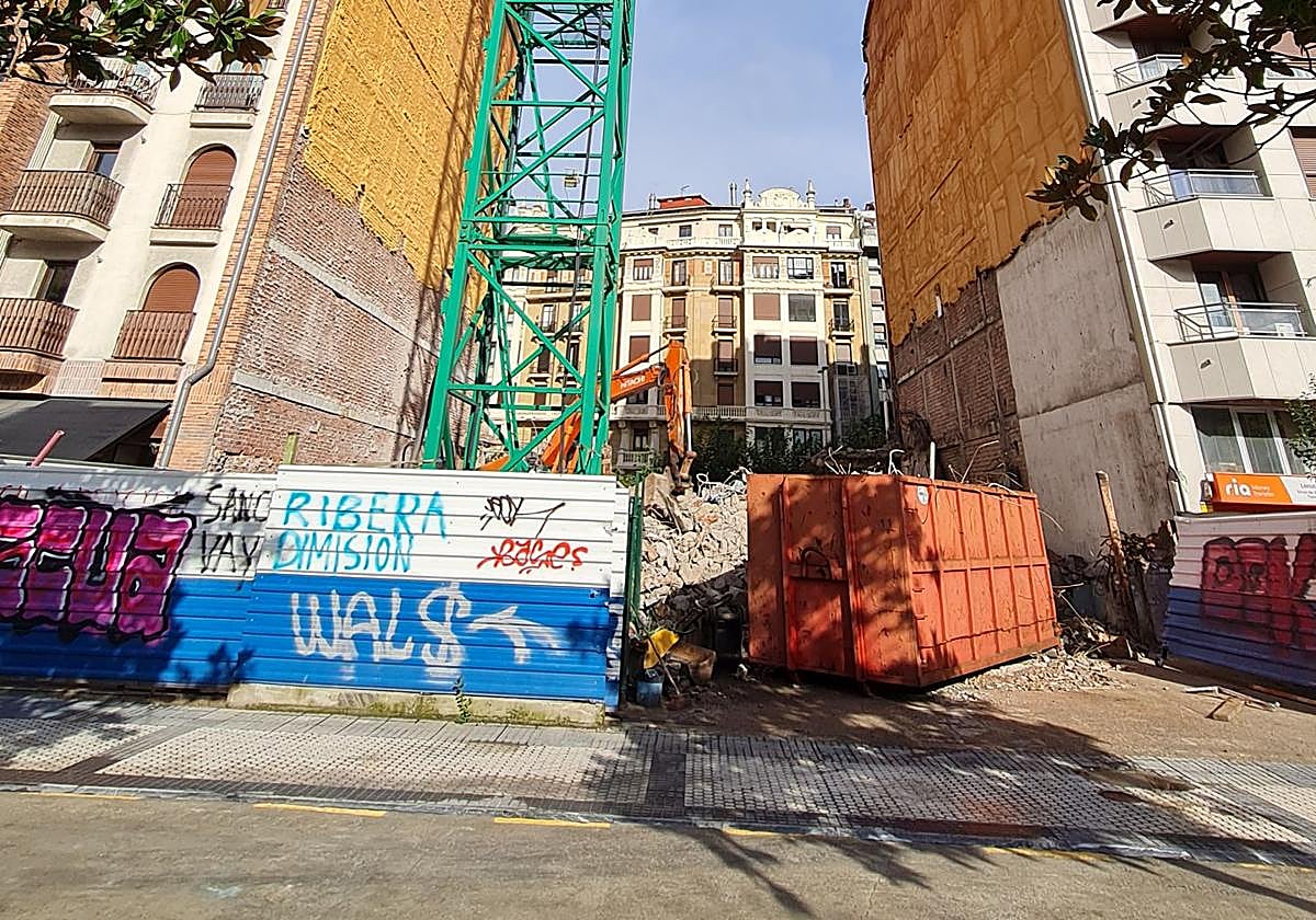 El viejo edificio ya ha sido prácticamente demolido en su totalidad.