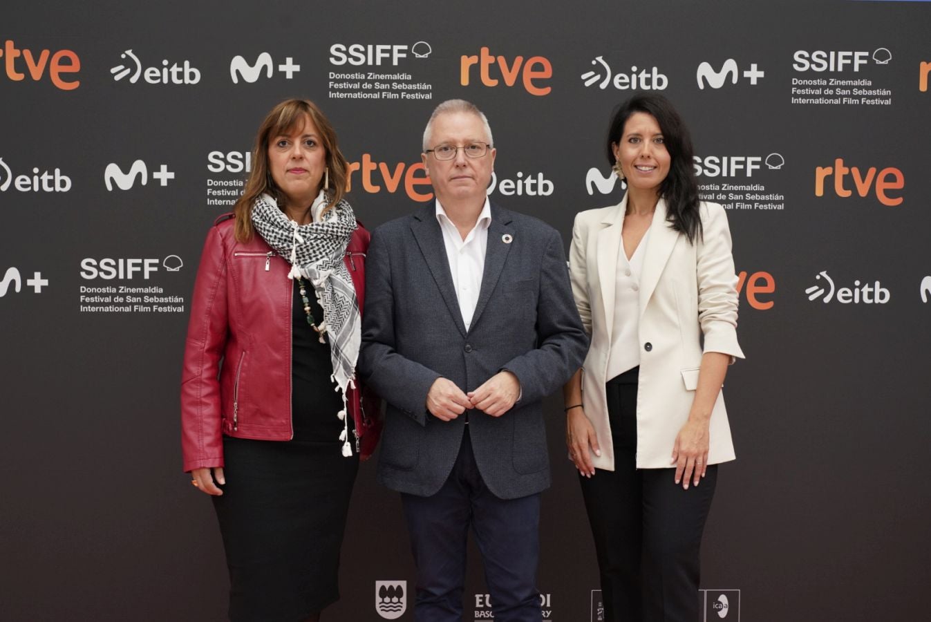 Los diputados Goizane Álvarez, José Ignacio Asensio y Azahara Domínguez.