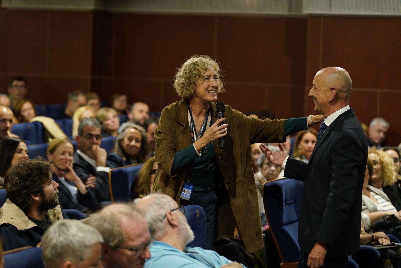 Ana Iribar (viuda de Gregorio Ordóñez), quien tomó la palabra después de la proyección, junto a Javier Roldán, codirector del documental.