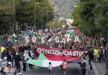 El mundo del cine y Donostia se vuelcan en contra del genocidio en Gaza en una multitudinaria manifestación