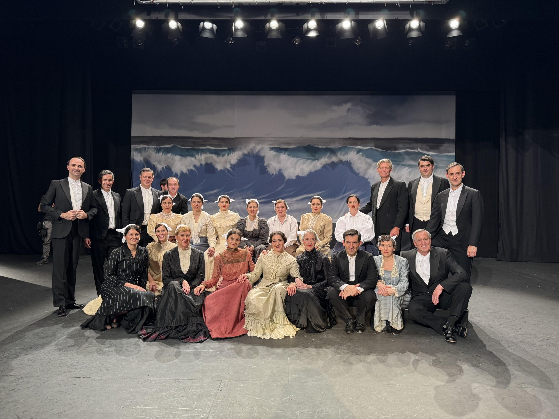 La coral Ganbara de Oñati en el Zinemaldia