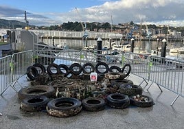 Los residuos retirados del fondo marino por Buceo Donosti.