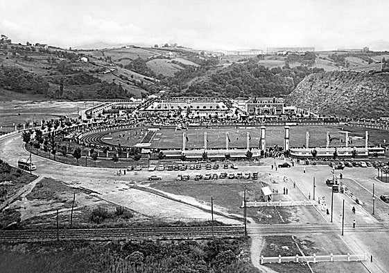El estadio de Anoeta, a finales de los años 50.
