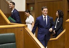 El lehendakari, Imanol Pradales, durante el Pleno de Control de la semana pasada.