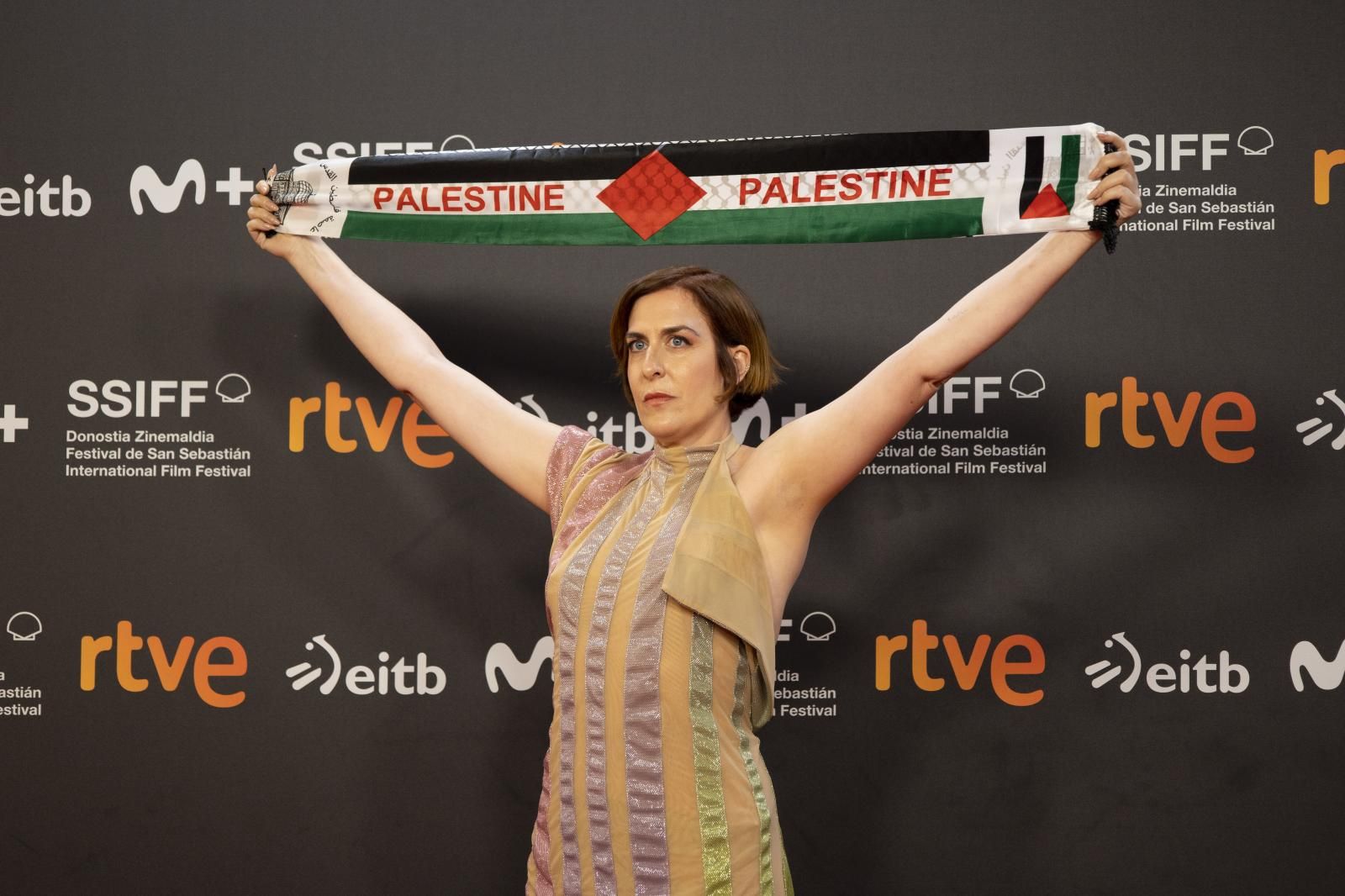 Las mejores imágenes de la alfombra roja previa a la ceremonia de clausura del Zinemaldia