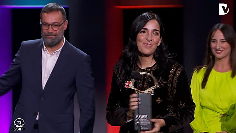 Así ha sido la entrega de la Concha de Oro a la película 'Los domingos' en el Zinemaldia 2025