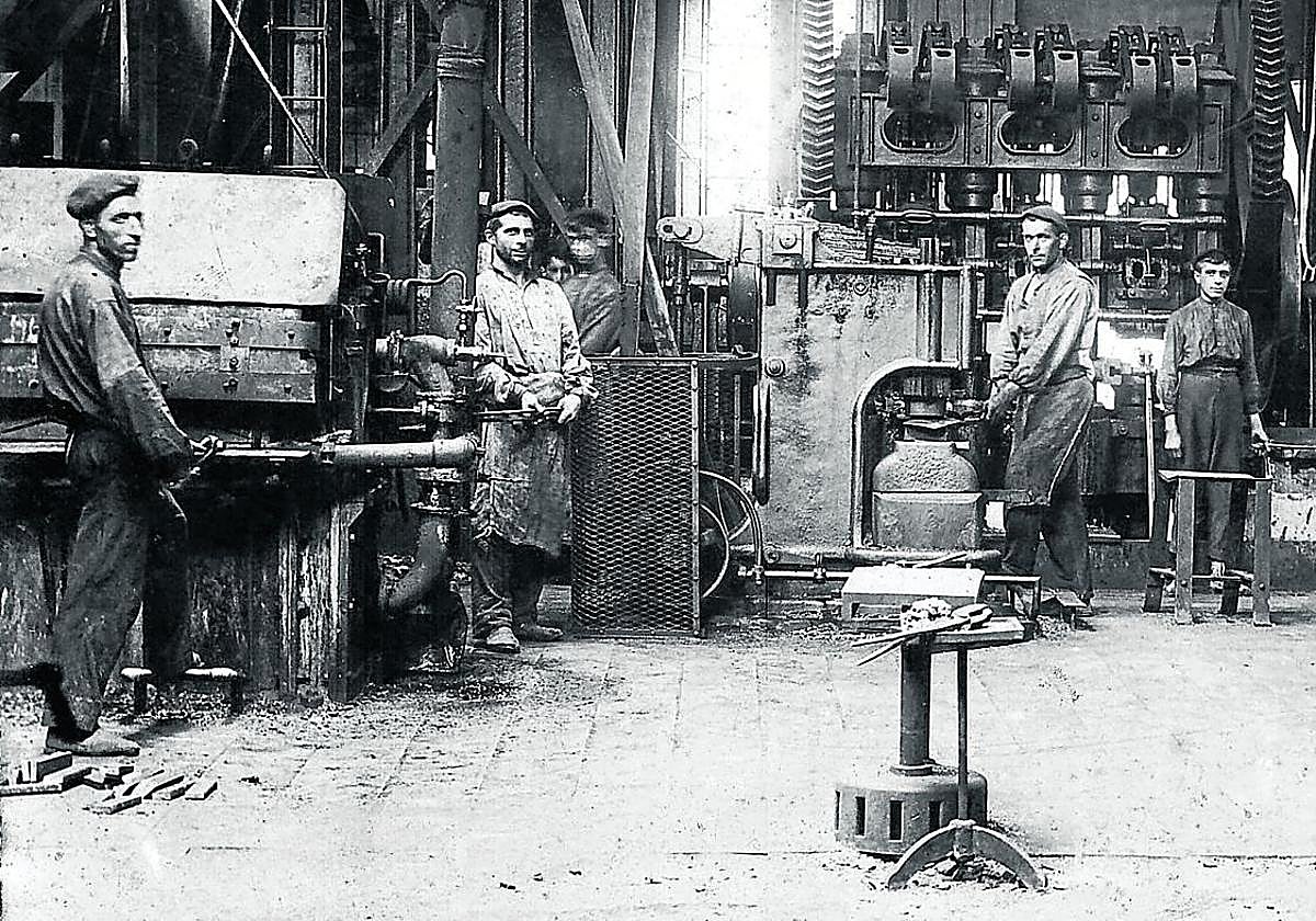 Trabajadores de Patricio Echeverría en Legazpi.