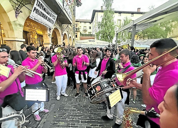 Oñati dice adiós a las fiestas de San Miguel