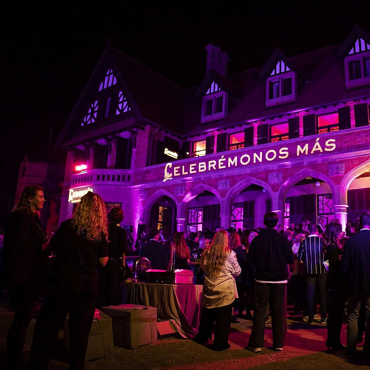 La fiesta del Zinemaldia después de la entrega de premios