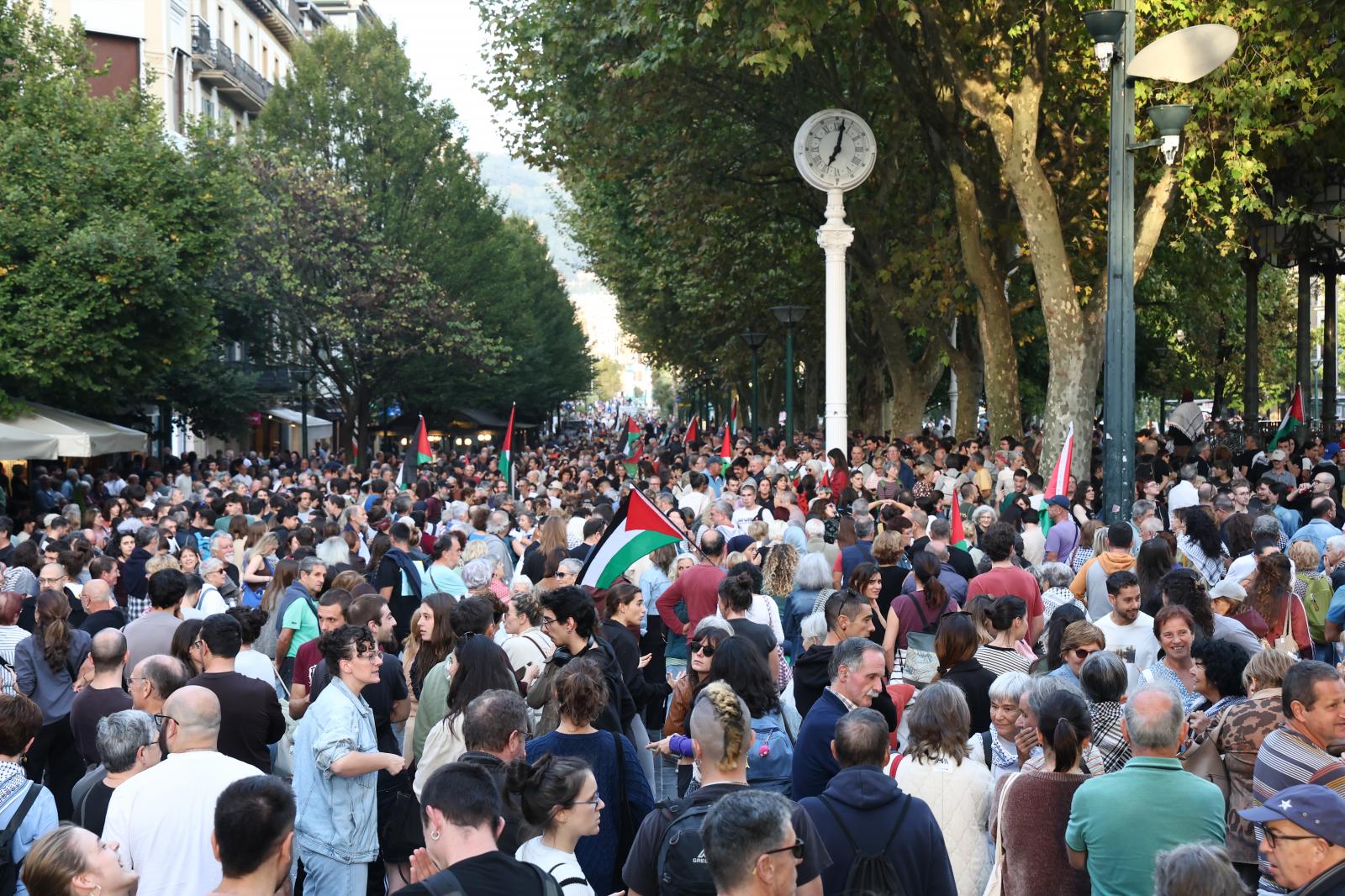 Segunda manifestación en apoyo a Palestina en Donostia