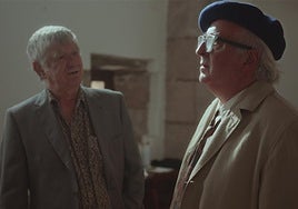 Kandido Uranga e Iñaxio Tolosa protagonizan la obra teatral 'Gabriel Arestirekin'.