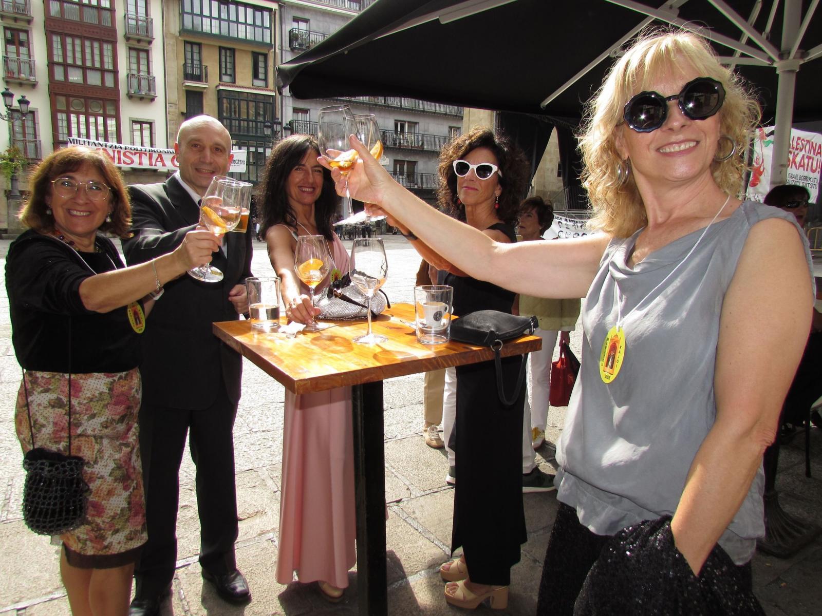 Arrasate se viste de gala para celebrar Maritxu Kajoi