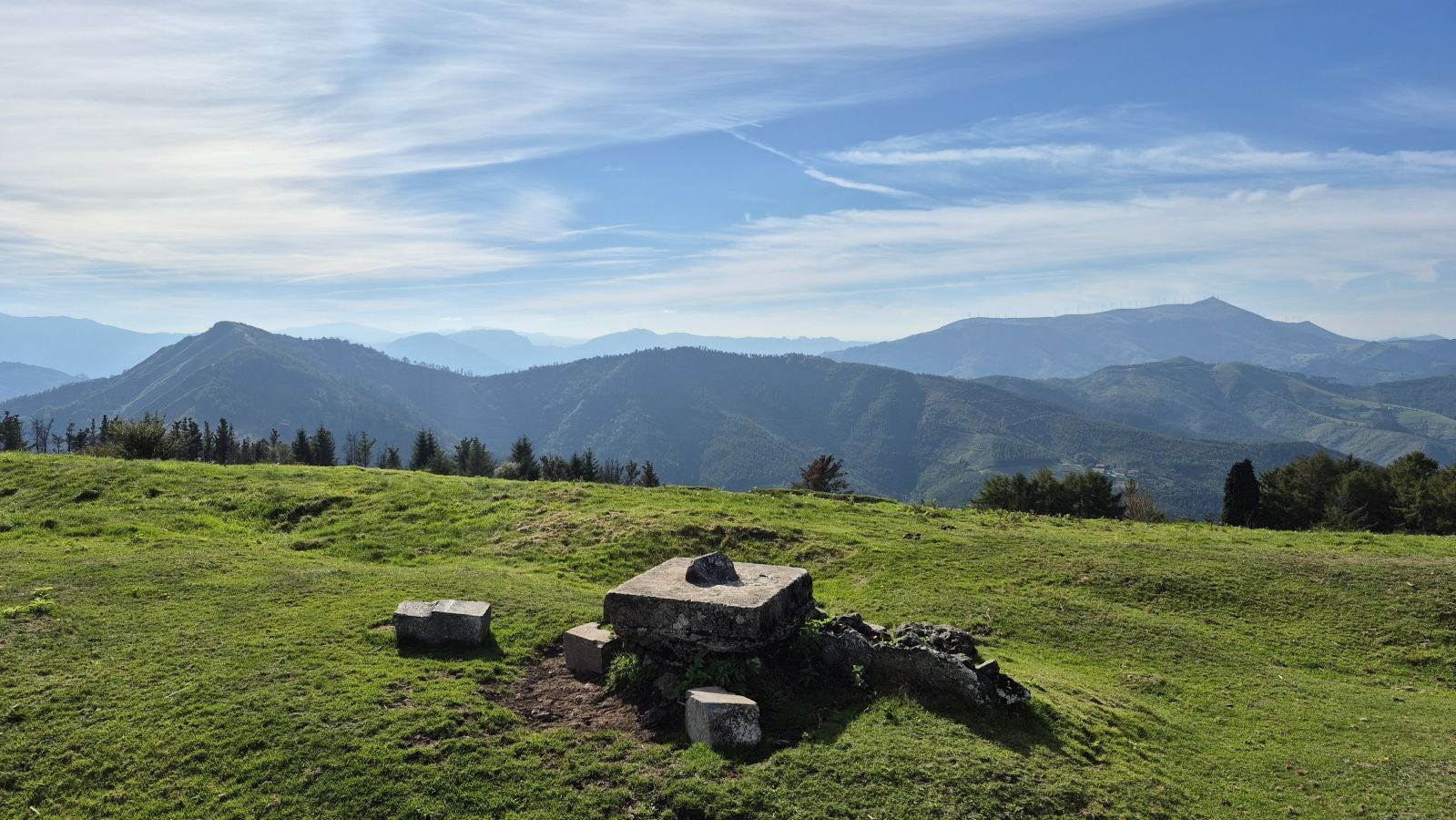 Hermosas vistas desde el Santuario de Arrate