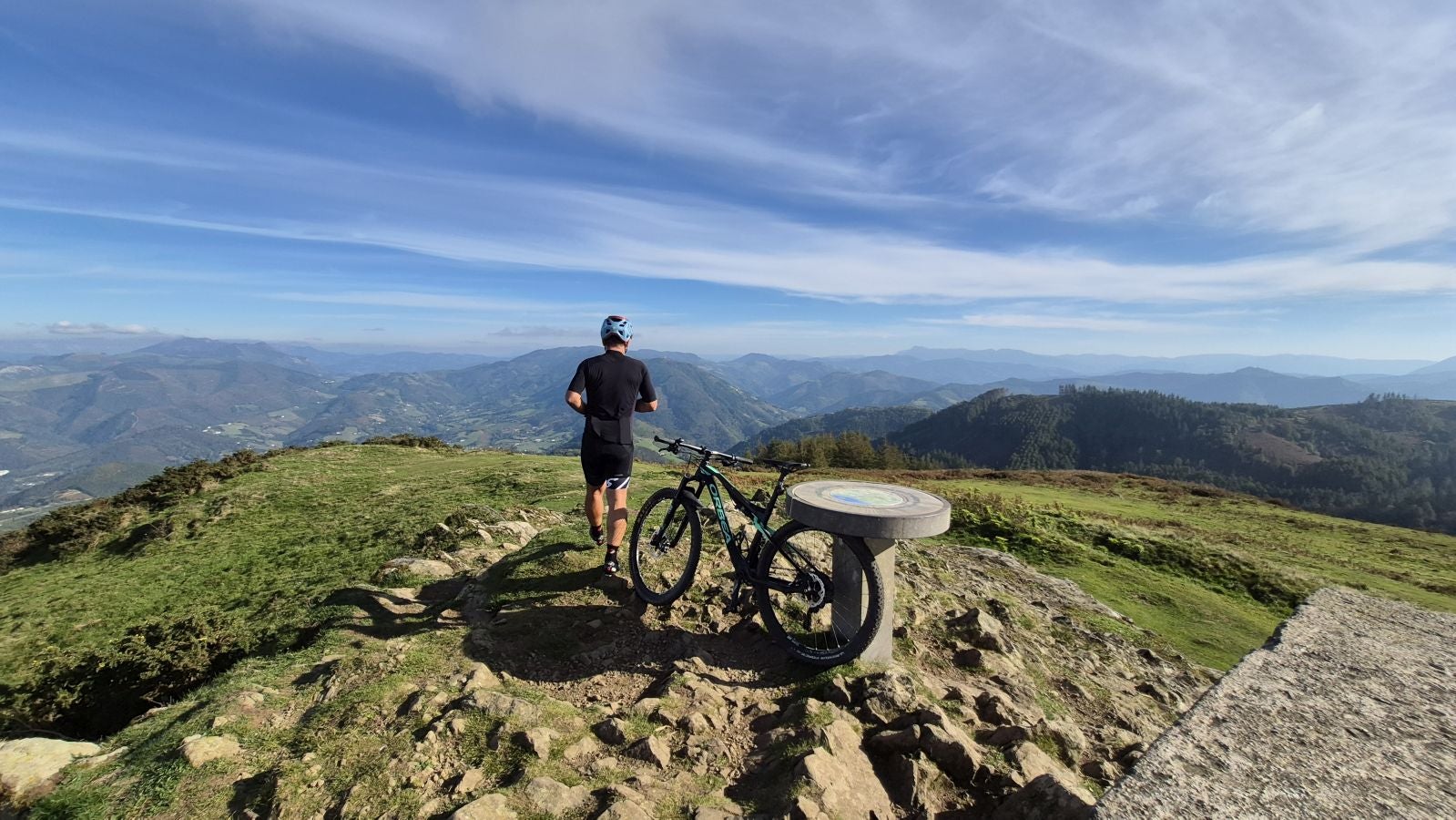 Hermosas vistas desde el Santuario de Arrate