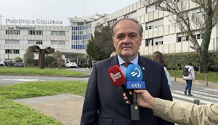 Jokin Aperribay atiende a DV y ETB frente a Poliklinika Gipuzkoa