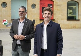 Jon Insausti ha sido presentado como candidato del PNV a la Alcaldía de Donostia tras la renuncia de Eneko Goia