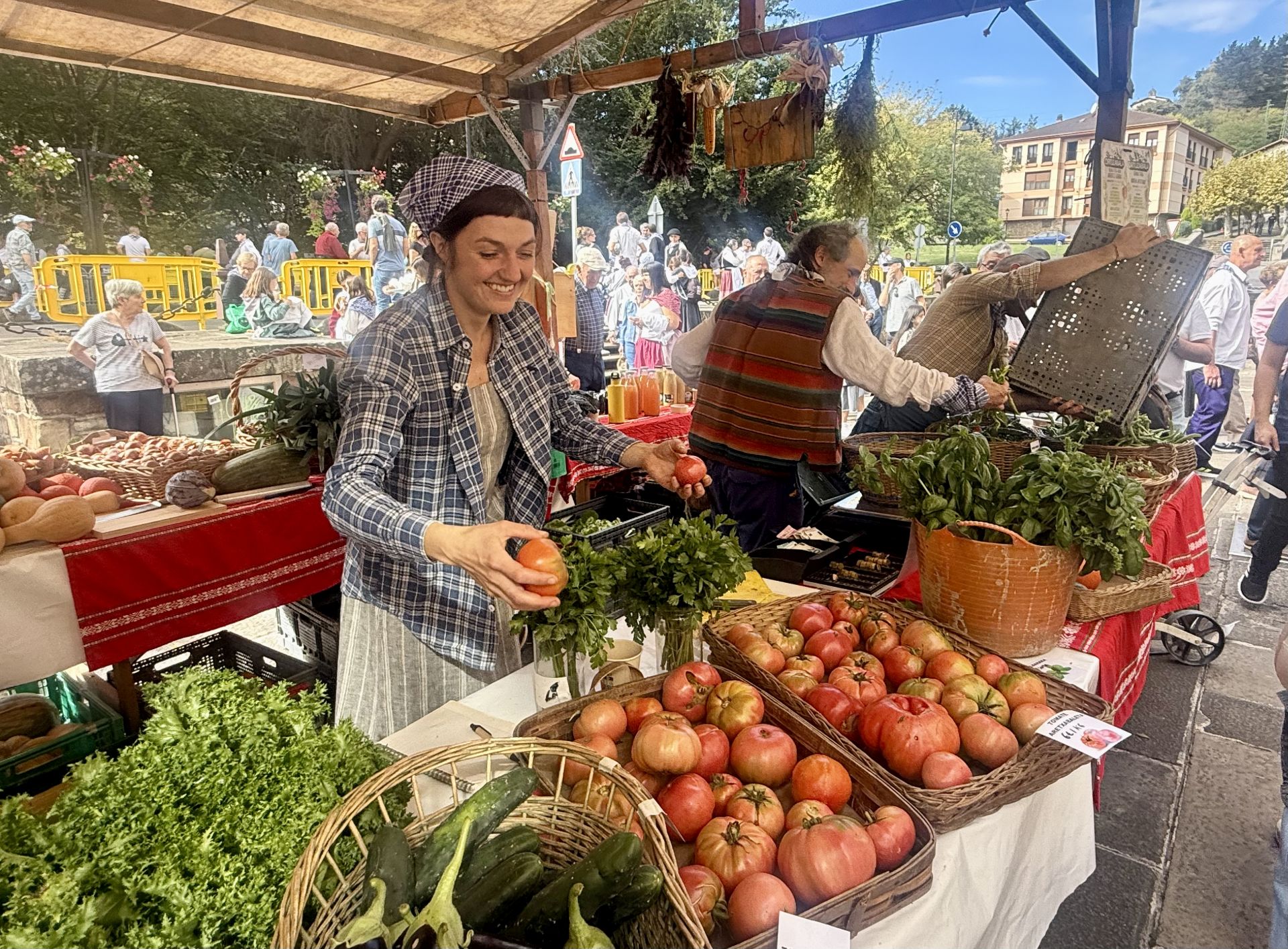 Las kuadrillas llenan un Oñati muy &#039;tropical&#039;