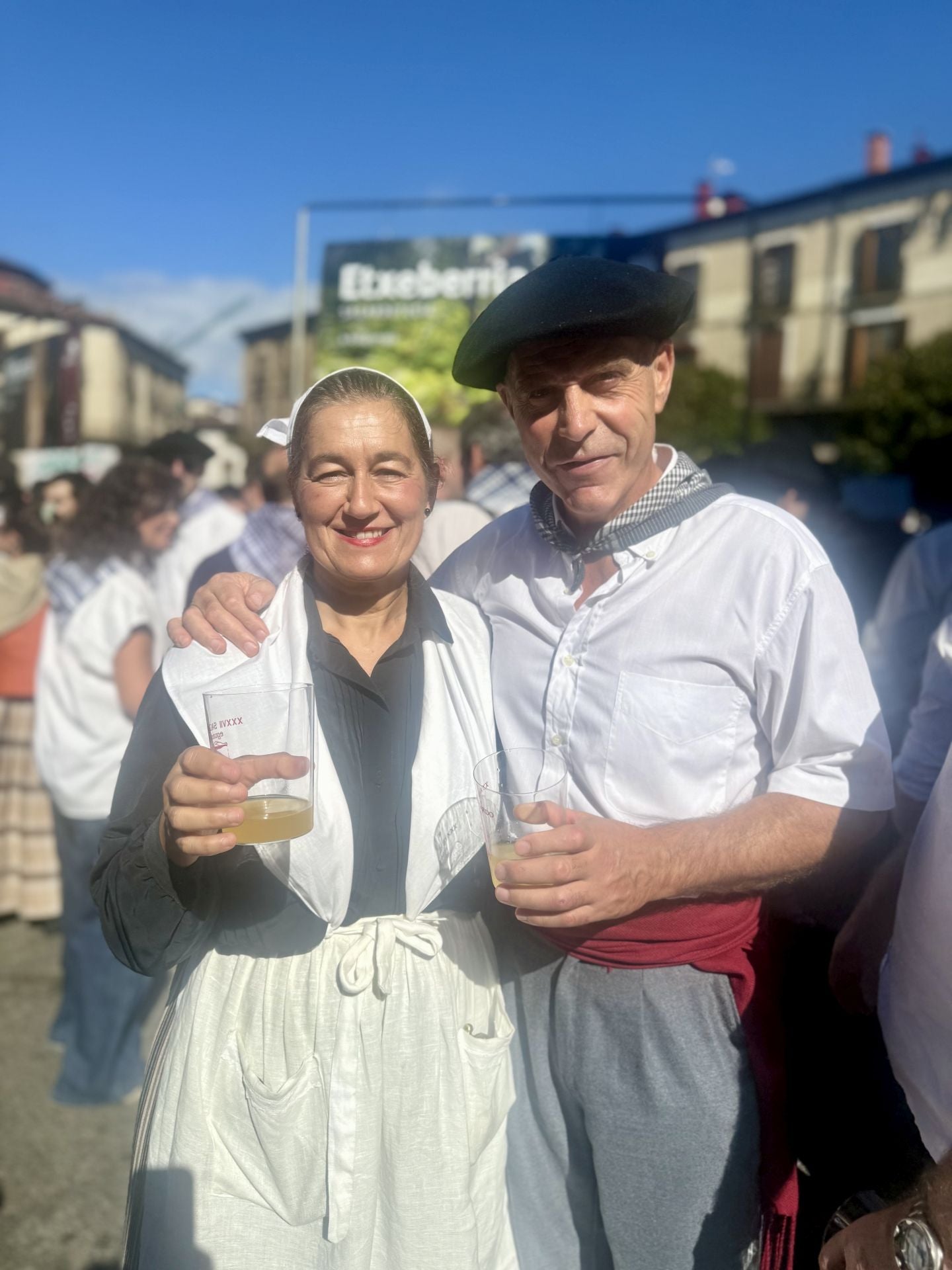 Las kuadrillas llenan un Oñati muy &#039;tropical&#039;