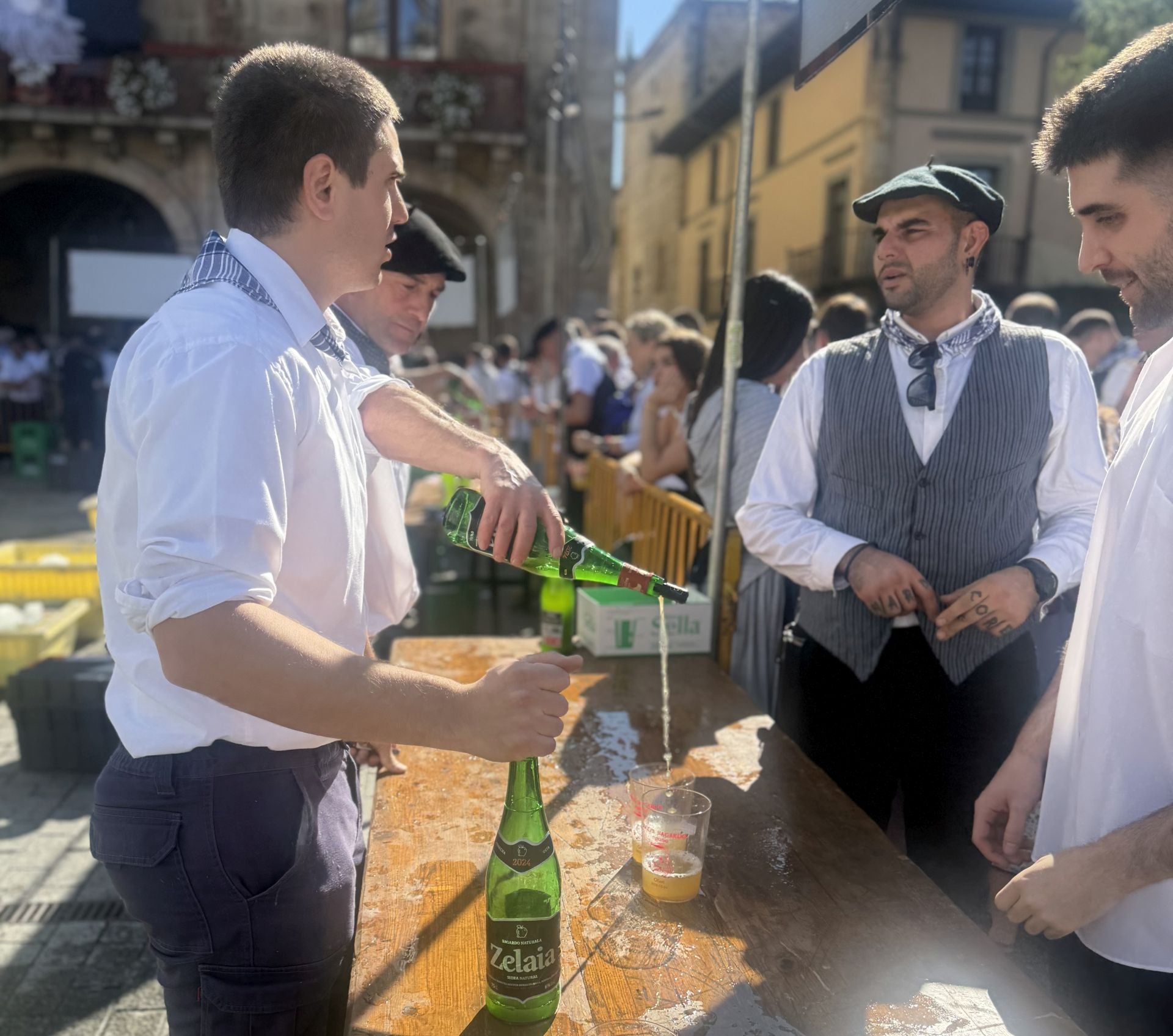 Las kuadrillas llenan un Oñati muy &#039;tropical&#039;