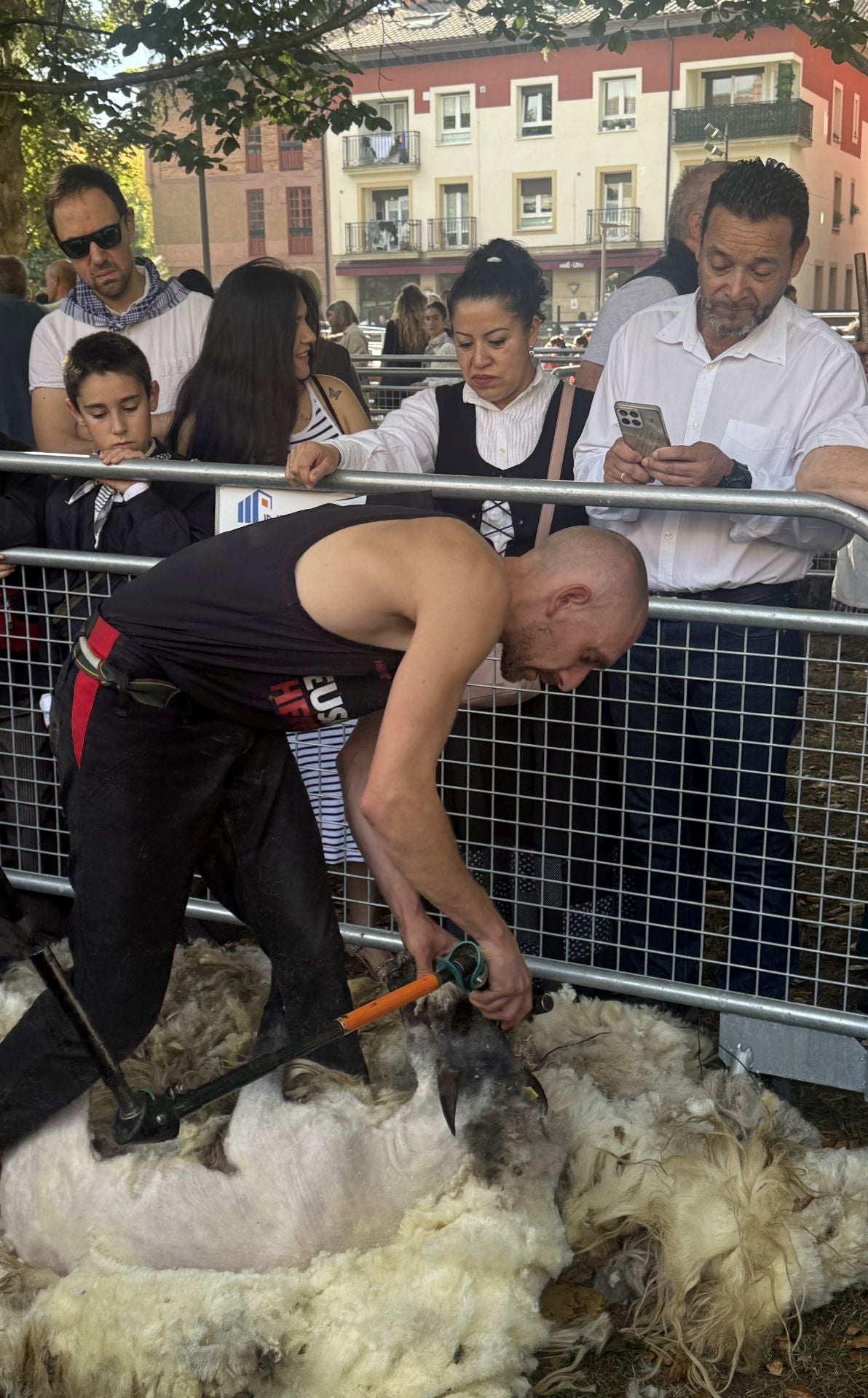 Las kuadrillas llenan un Oñati muy &#039;tropical&#039;