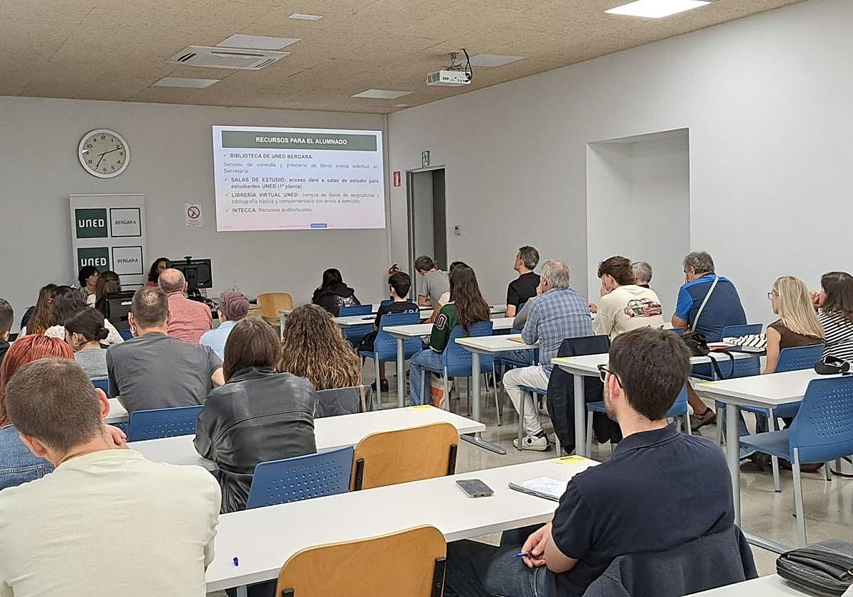 Jornada de puertas abiertas y presentación para dar a conocer los recursos.