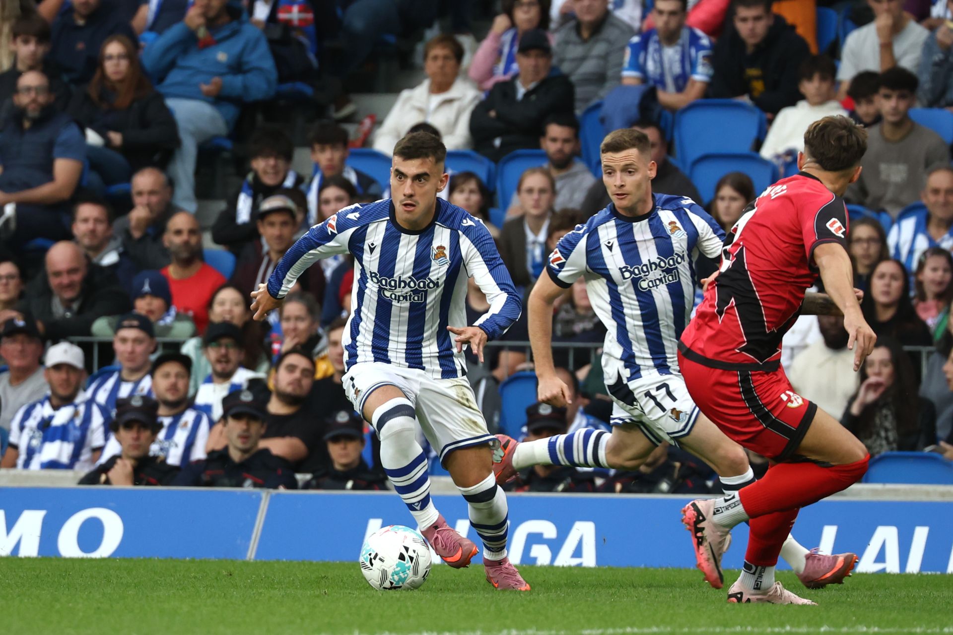 Las mejores imágenes del encuentro entre la Real Sociedad y el Rayo Vallecano