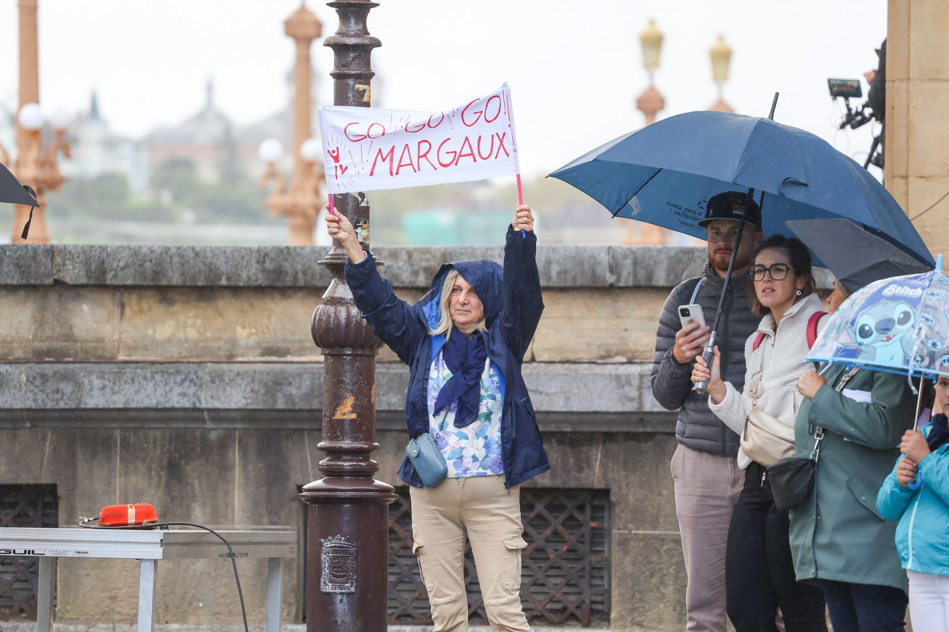Irene Pelayo y Artur Bossy ganan el Medio Maratón de Donostia