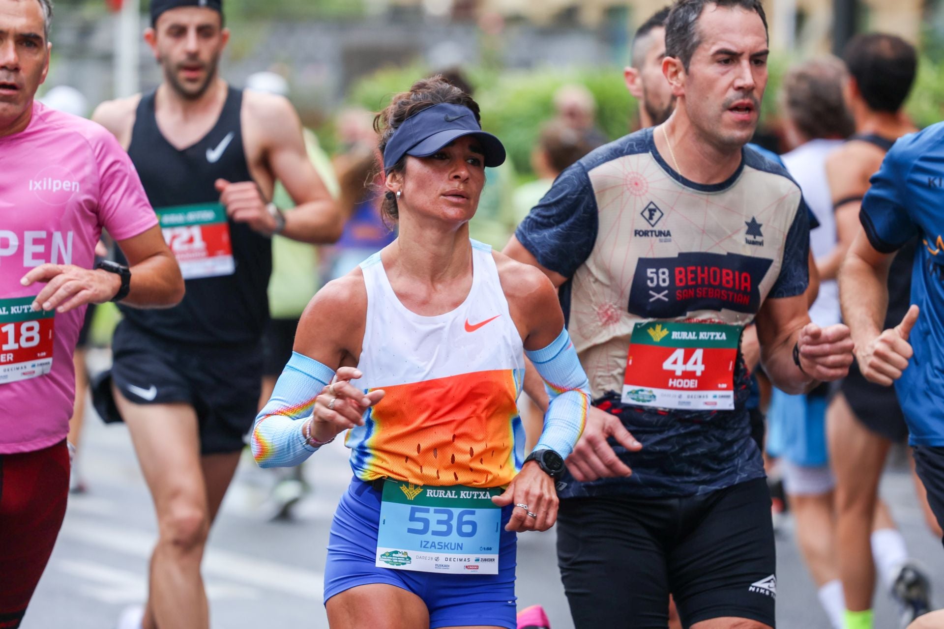 Irene Pelayo y Artur Bossy ganan el Medio Maratón de Donostia