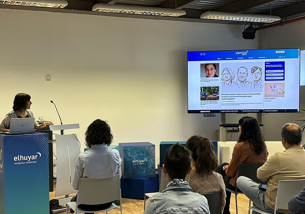 25.000 eduki baino gehiago «bertako ahotsekin eta begiradekin»