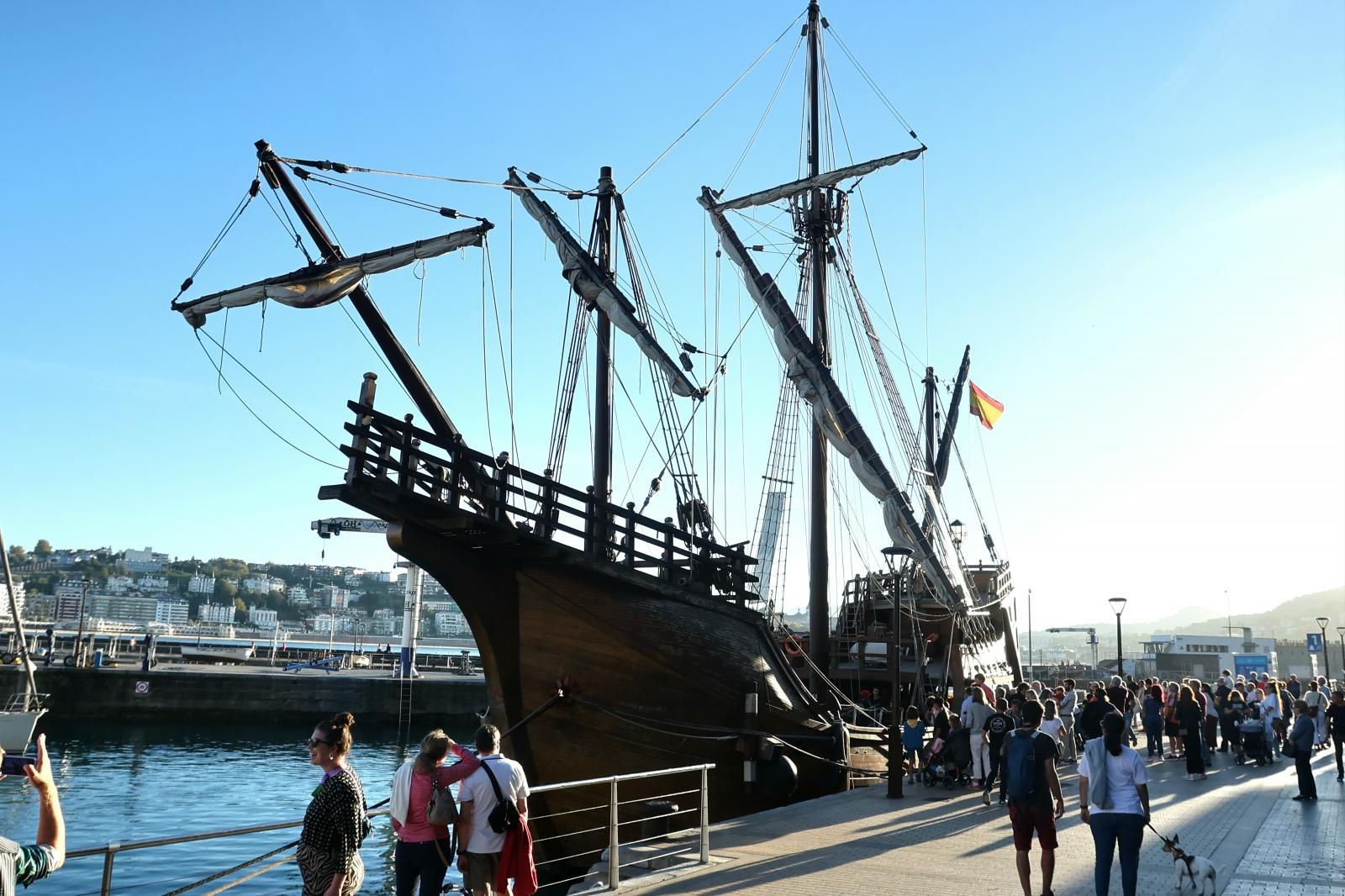 La nao Santa María llega a San Sebastián