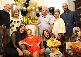 Elena Begil se suma a la lista de personas centenarias