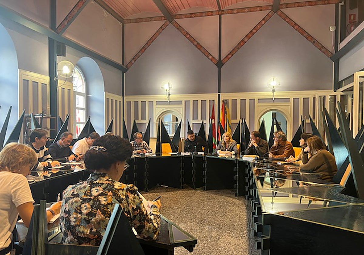 Sesión plenaria celebrada el miércoles con carácter extraordinario para aprobar los pliegos.