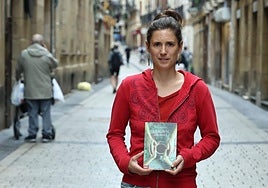 «Askapen prozesua» hari gorri duten hiru ipuin luze