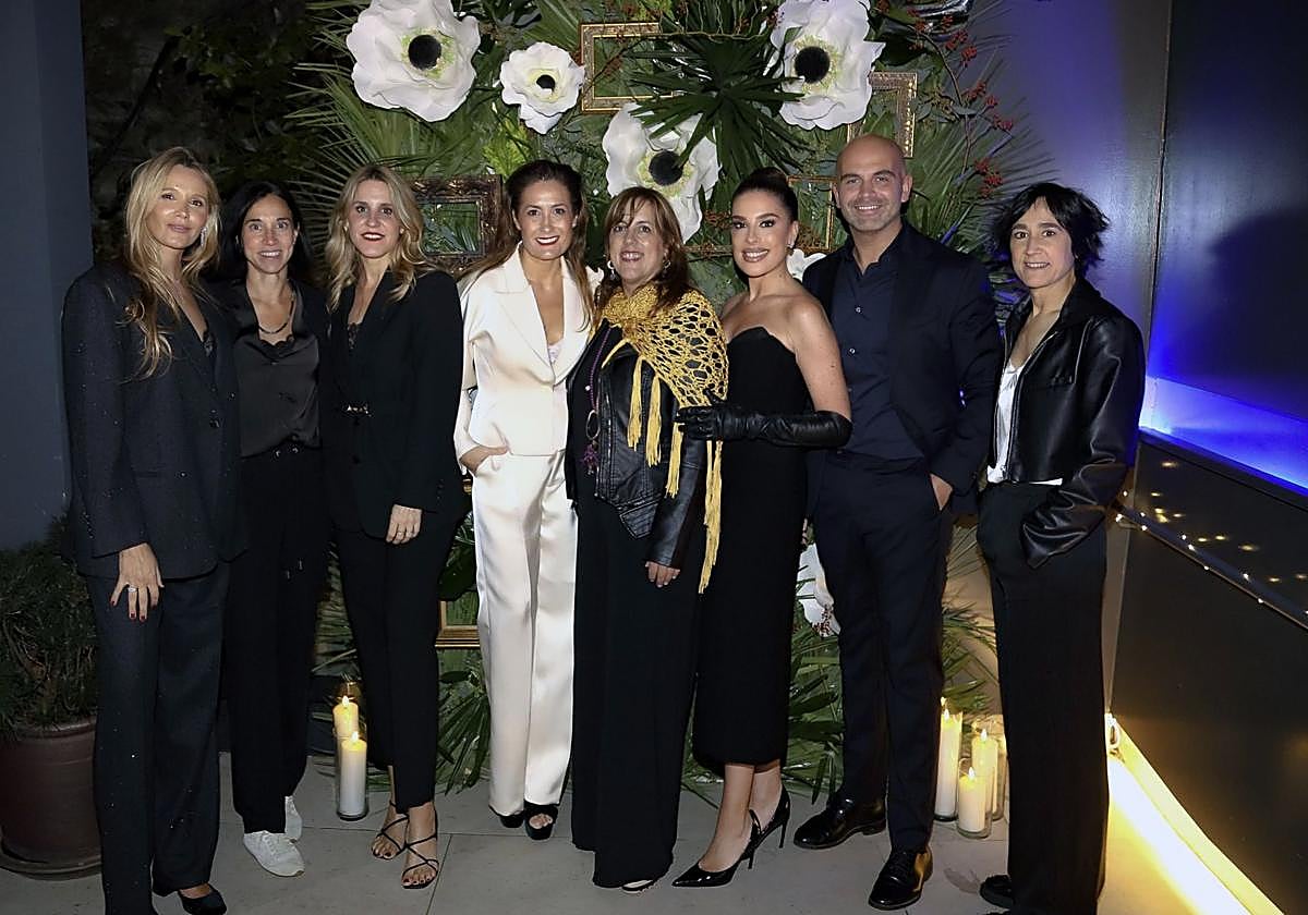 No te pierdas el posado de todos los invitados en el 'photocall' del Hotel Nobu San Sebastián.