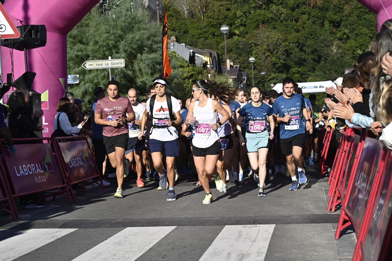 Sol y buen ambiente en el Cross 3 playas