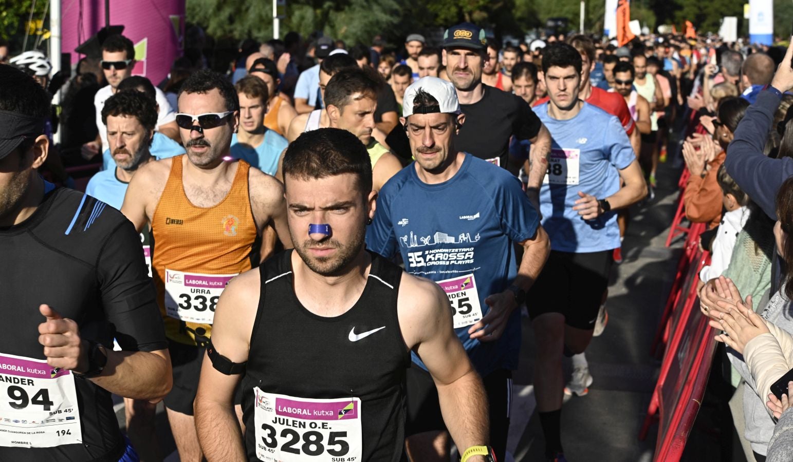 Sol y buen ambiente en el Cross 3 playas