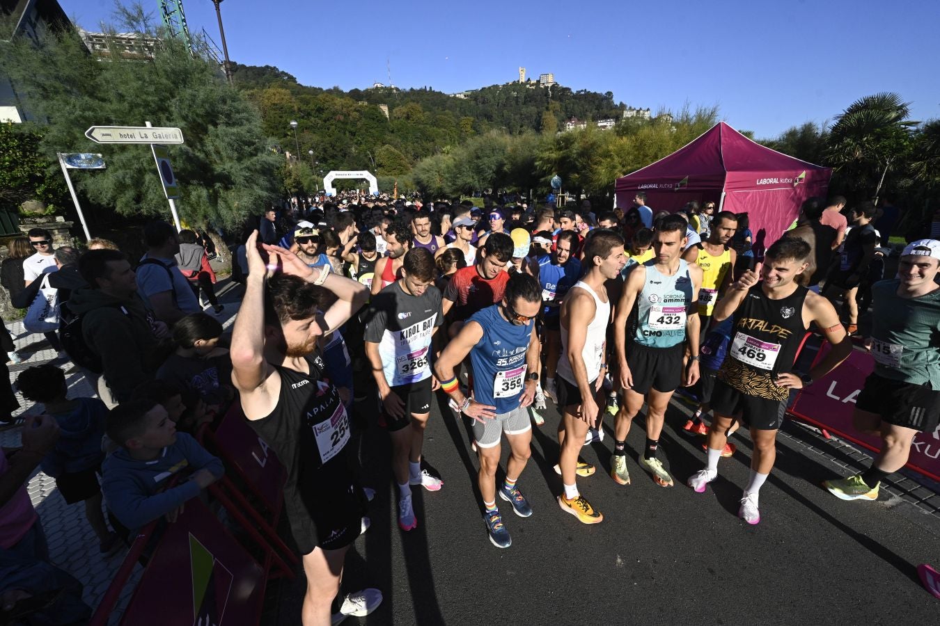 Sol y buen ambiente en el Cross 3 playas