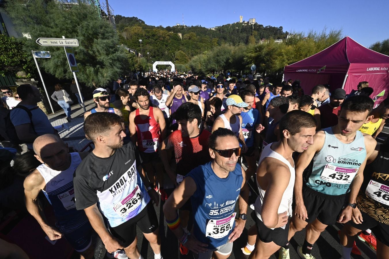 Sol y buen ambiente en el Cross 3 playas